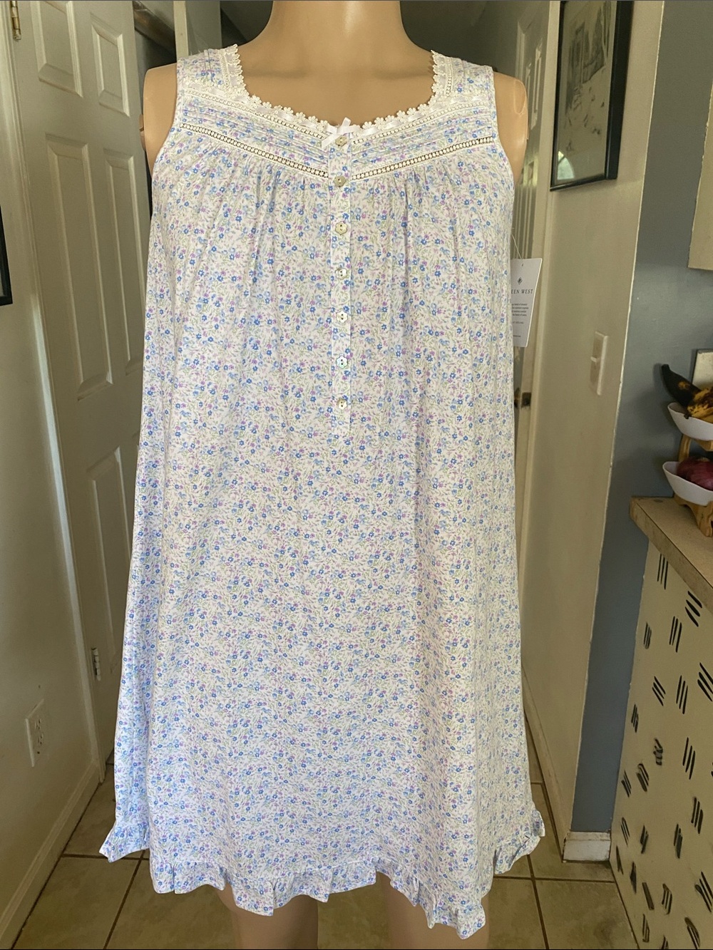 Eileen West Blue & White Knit Cotton Floral Sleeveless Nightgown